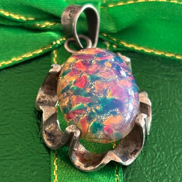 Vibrant Vintage 925 Sterling Silver Faux Rainbow Opal Pendant - Picture 3 of 3